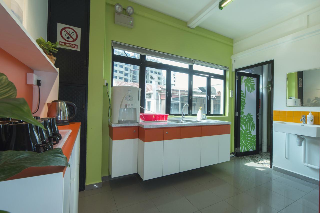 Reddoorz Hostel @ Kallang Mrt Singapore Exterior photo